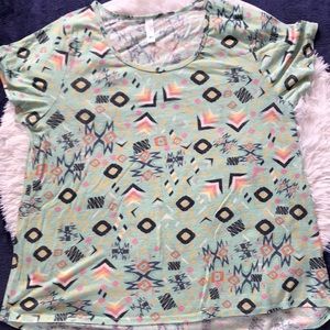 3/$20 Lularoe Green Fun Print T-Shirt